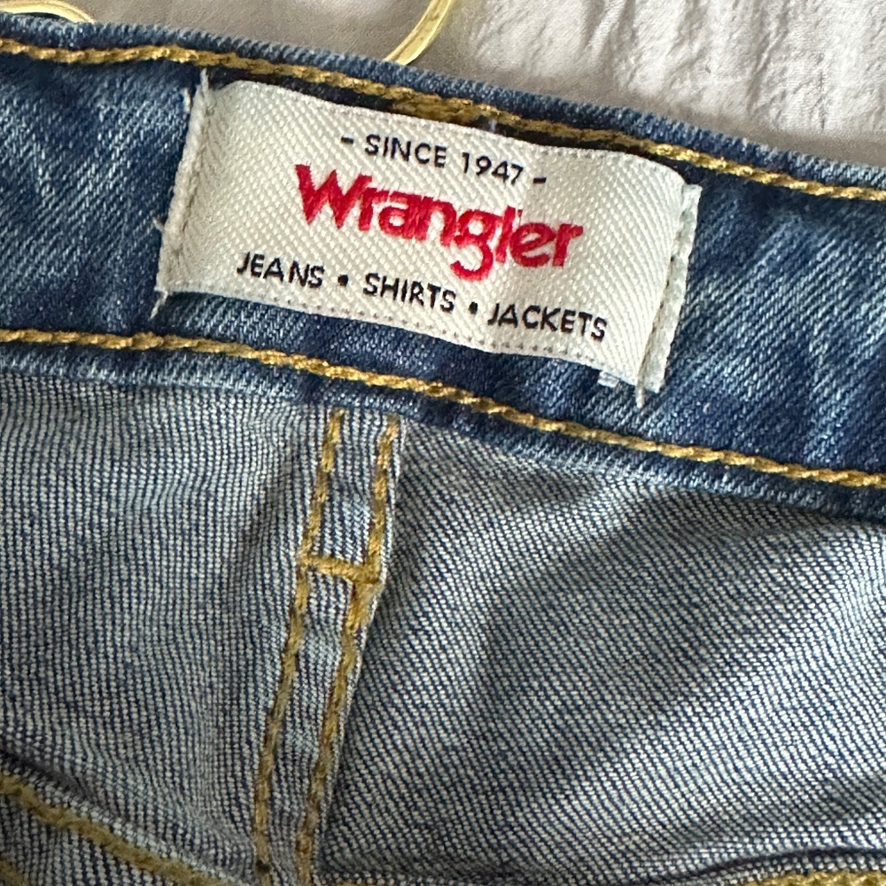 Women's Wrangler Dark Wash High Rise Bold Boot Jeans Size 14 Length 34 - Picture 7 of 10